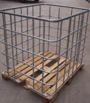 Gitterboxen auf Holzpalette - 2te Wahl <br>IBC Korb - IBC Gitterbox